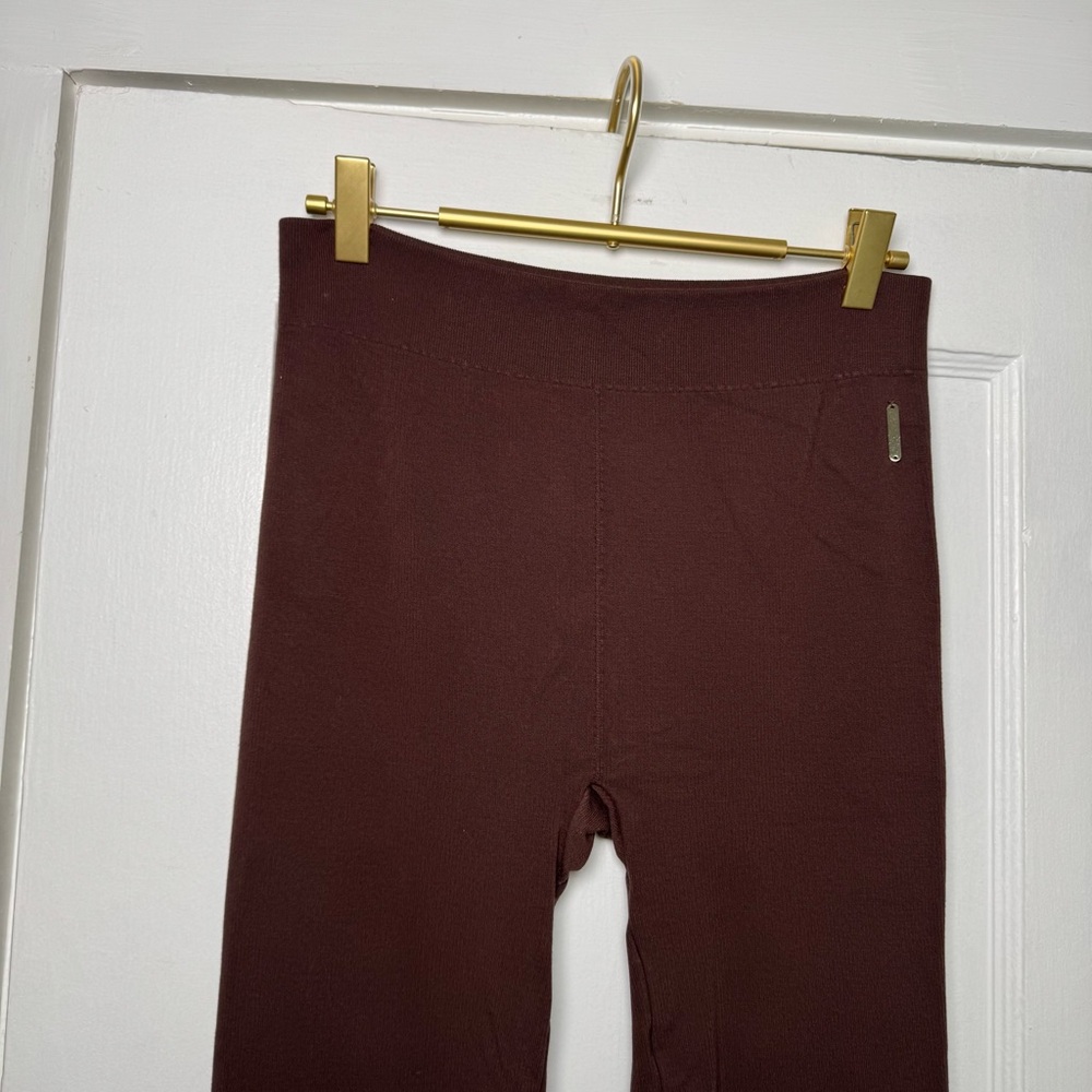 Fabletics Cloud Seamless High Waisted Pant In Chicory Coffee Medium - Picture 11 of 14